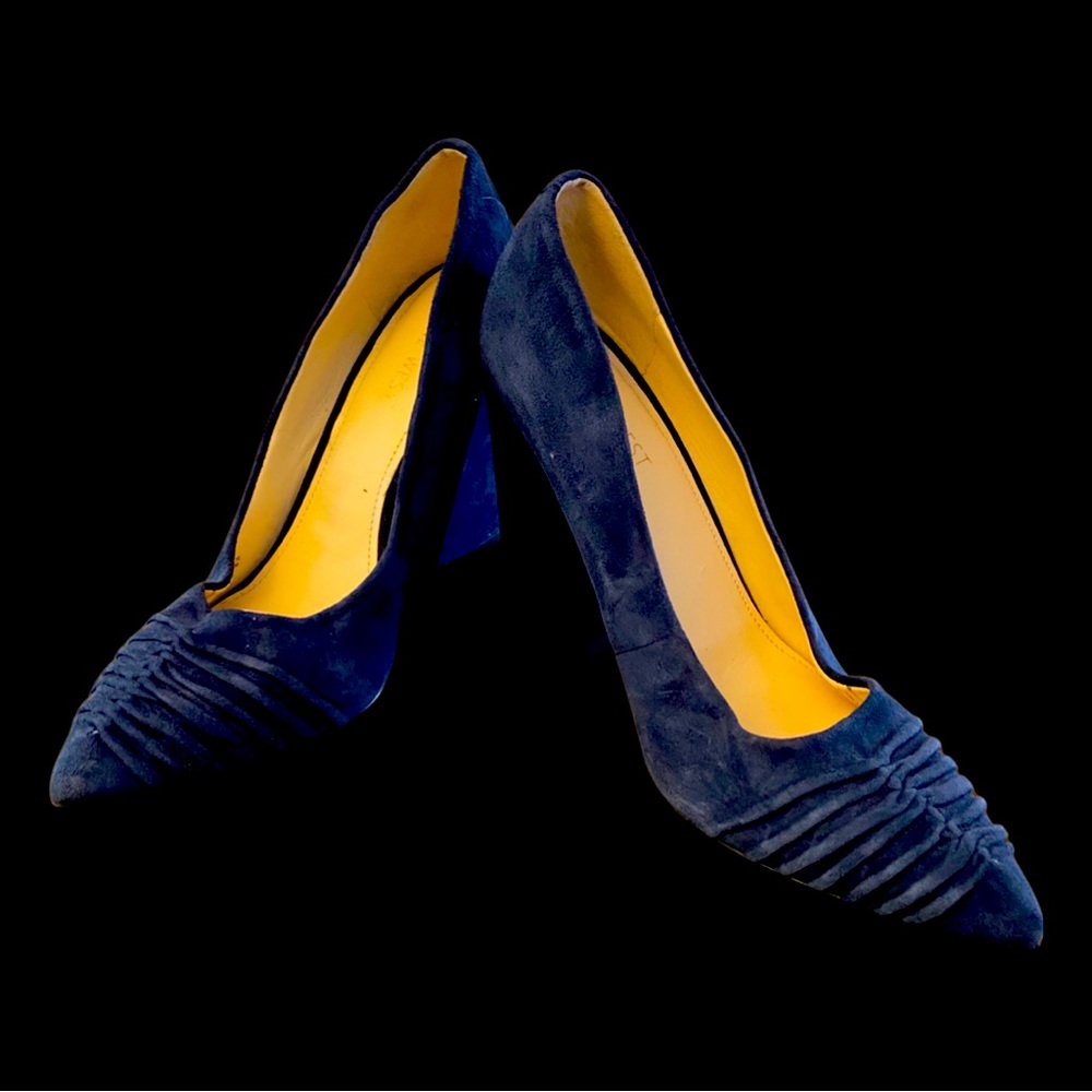 Size 7.5 / Nine West / Blue Suede Chunky Heel